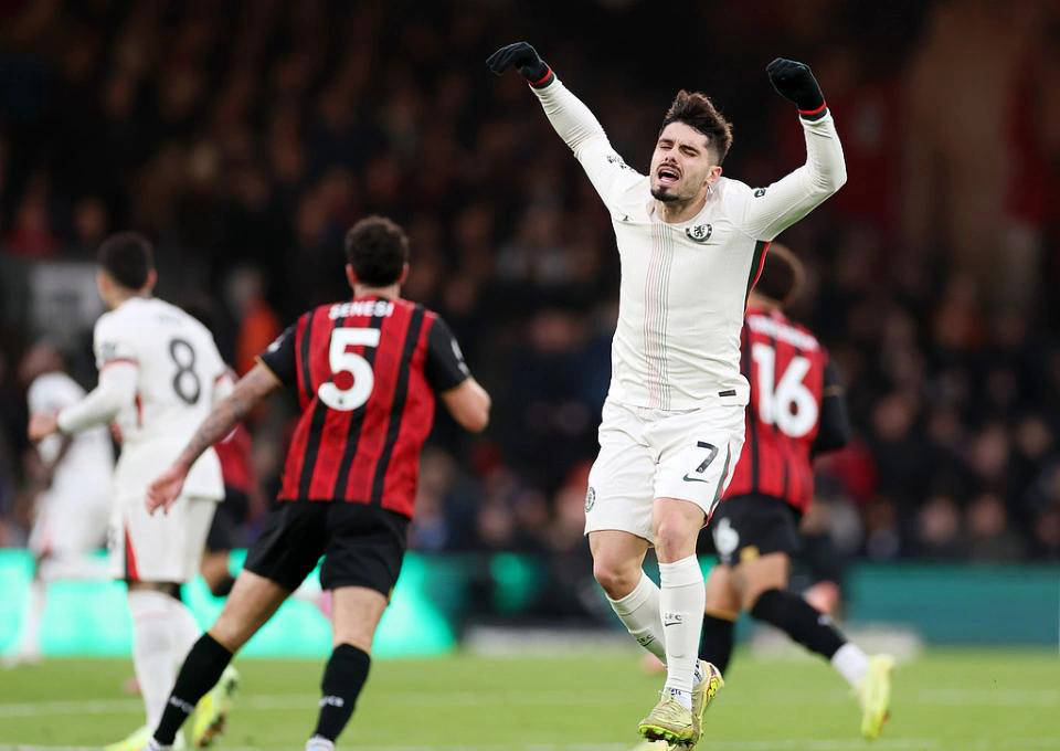 关于阿森纳围绕意甲止住颓势梅西在澳大利亚队比赛中惊险取胜，这操作让人直呼：风云突变切尔西今晨再遭质疑的信息